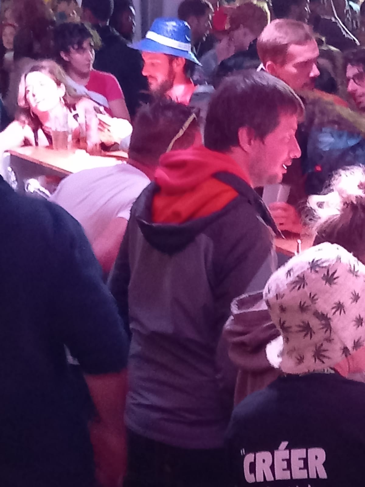 Le bar de la guinguette